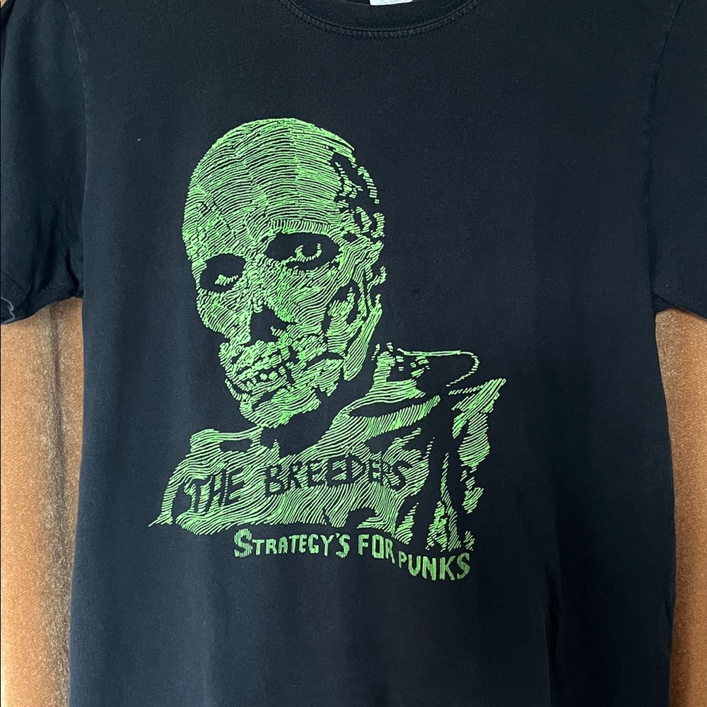 The Breeders Band Tee - Picture 2 of 4